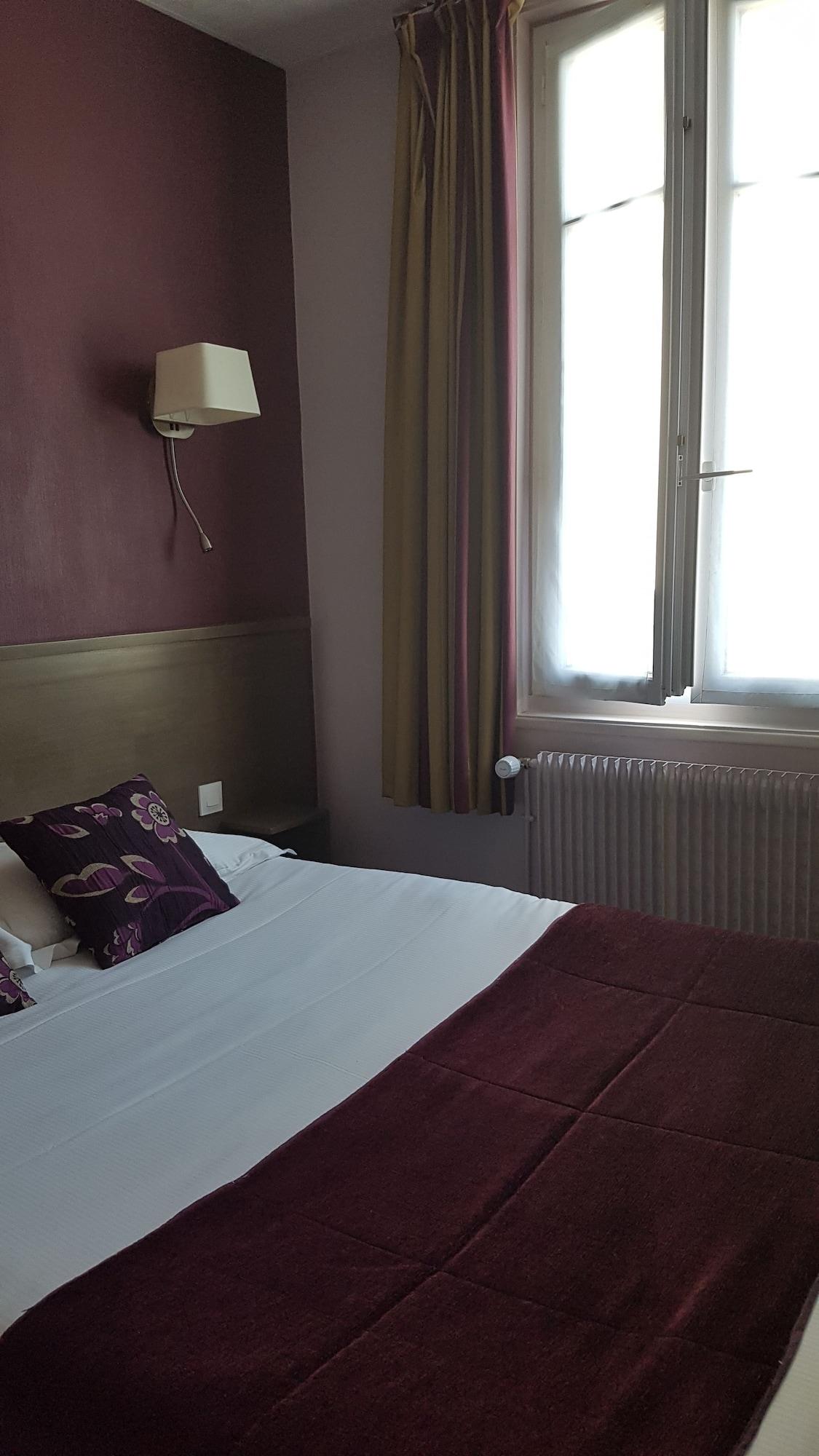 Brit Hotel Le Surcouf Saint-Malo Exterior photo